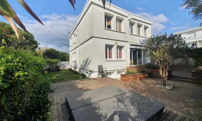 Villa avec vue mer